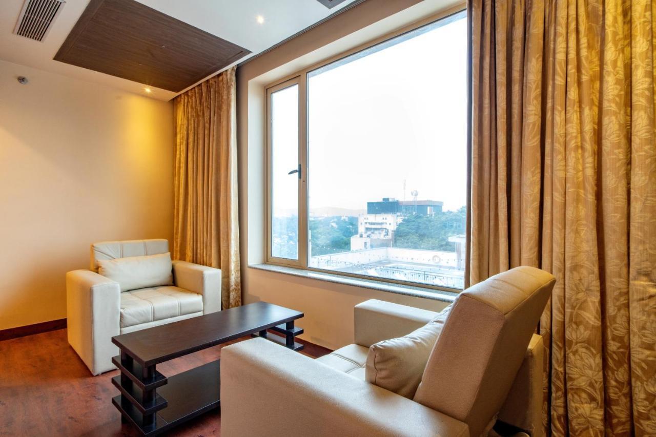 Vivanta Jamshedpur, Golmuri Экстерьер фото