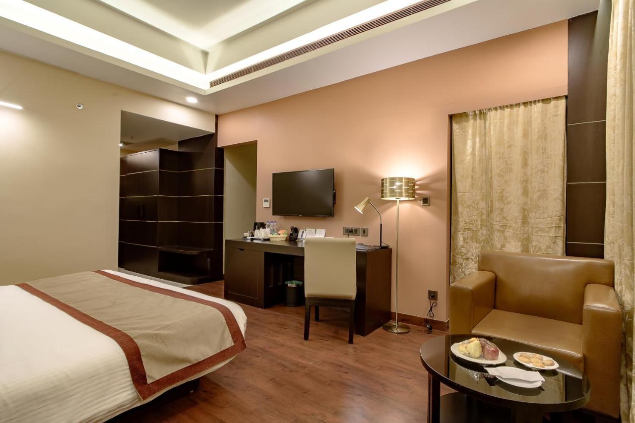 Vivanta Jamshedpur, Golmuri Экстерьер фото