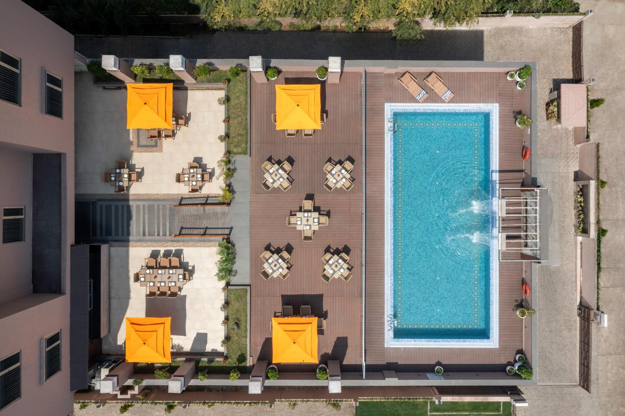 Vivanta Jamshedpur, Golmuri Экстерьер фото