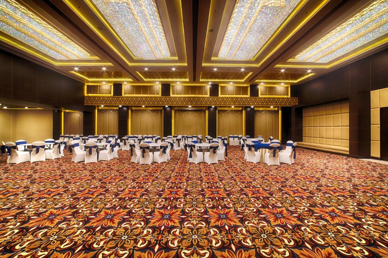Vivanta Jamshedpur, Golmuri Экстерьер фото